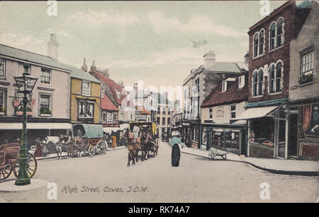 Edwardian Vista della High Street, Cowes, Isola di Wight in Inghilterra Foto Stock