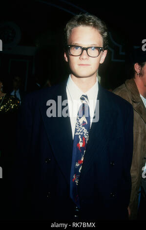 LAS VEGAS NV - Gennaio 1: Attore Neil Patrick Harris assiste 'Una Serata con Barbra Streisand in concerto il 1 gennaio 1994 al MGM Grand Garden a Las Vegas, Nevada. Foto di Barry re/Alamy Stock Photo Foto Stock