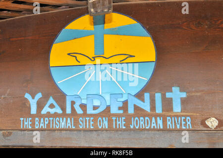 Israele, ingresso a Yardenit Sito del Battesimo nel fiume Giordano vicino al mare di Galilea, Foto Stock