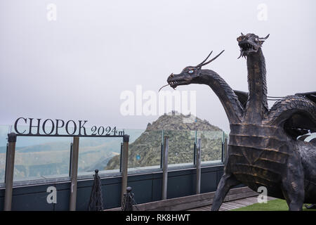 Vista dal monte Chopok su un giorno d'estate e sci escursionismo resort Jasna, Bassi Tatra National Park, Slovacchia Foto Stock