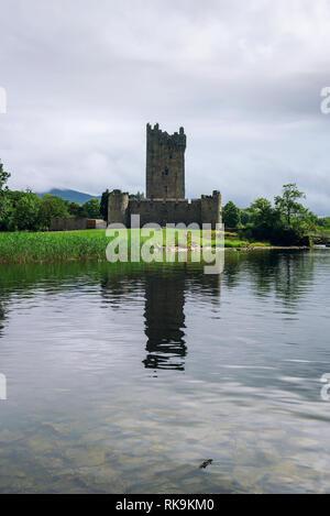 Castello di Ross resti in Irlanda Foto Stock
