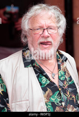 Bill Oddie assiste Pudsey il cane: Il film Premiere mondiale a La Vue Cinema nel quadrato di Leicester, Londra Foto Stock