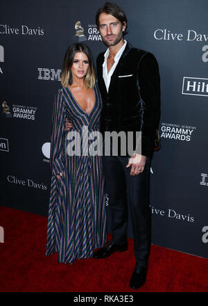 In California, Stati Uniti d'America. 9 Feb 2019. Il cantante Maren Morris e il marito Ryan Hurd arriva a La Recording Academy e Clive Davis' 2019 Pre-GRAMMY gala tenutosi presso il Beverly Hilton Hotel il 9 febbraio 2019 a Beverly Hills Los Angeles, California, Stati Uniti. (Foto di Xavier COLLIN/Image Press Agency) Credito: Image Press Agency/Alamy Live News Foto Stock