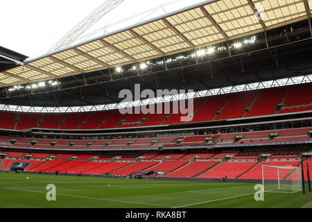 Londra, Regno Unito. 10 feb 2019. Vista generale all'interno di Wembley stadium prima di kick off. EPL Premier League, Tottenham Hotspur v Leicester City allo Stadio di Wembley a Londra domenica 10 febbraio 2019. Questa immagine può essere utilizzata solo per scopi editoriali. Solo uso editoriale, è richiesta una licenza per uso commerciale. Nessun uso in scommesse, giochi o un singolo giocatore/club/league pubblicazioni . pic da Steffan Bowen/ Credito: Andrew Orchard fotografia sportiva/Alamy Live News Foto Stock