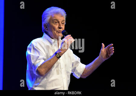 Sven-Bertil Taube sul suo tour 'Så länge skutan kan gå' in Louis de Geer concert hall 2019 Foto Stock