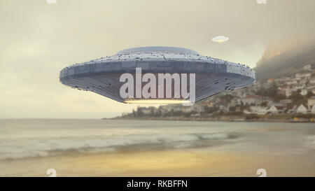 UFO, science fiction scena con straniero astronave, i visitatori extraterrestri in Flying Saucer oltre oceano (spazio 3D rendering). Foto Stock