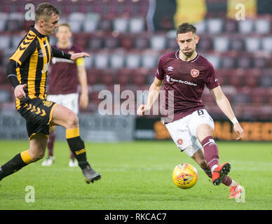 Tynecastle Park, Edimburgo, Scozia, Regno Unito. Il 10 febbraio 2019. Il calcio. Quinto round del William Hill Scottish Cup match tra i cuori e Auchinleck Talbot; Oliver Lee di cuori Credito: Scottish Borders Media/Alamy Live News Foto Stock