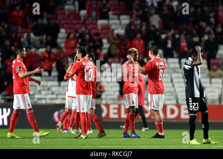 Lisbona, Portogallo. 10 Febbraio, 2019. I giocatori di Benfica celebrare la vittoria dopo il portoghese League Soccer match tra SL Benfica e CD Nacional a Luz stadium a Lisbona, Portogallo, nel febbraio 10, 2019. Il Benfica vince 10-0. Credito: Zhang Liyun/Xinhua/Alamy Live News Foto Stock