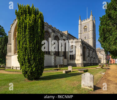 DEDHAM ESSEX, UK - 13 GIUGNO 2018: Vista esterna della chiesa parrocchiale di Santa Maria Foto Stock