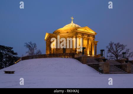 Tomba cappella in inverno, Rotenberg, Stoccarda, Baden-Württemberg, Germania Foto Stock