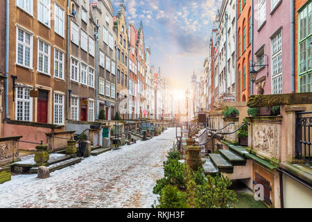 Mariacka street, una strada famosa in Gdansk, Polonia, Alba Visualizza Foto Stock