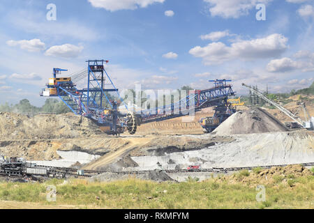 La superficie della miniera di carbone nella Serbia centrale Foto Stock