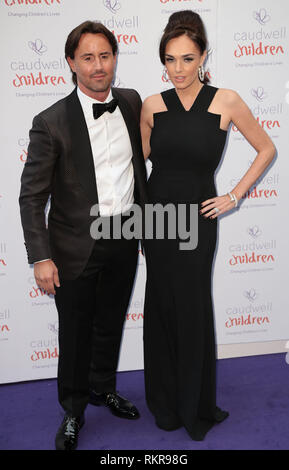 Tamara Ecclestone e Jay Rutland frequentare i bambini Caudwell Butterfly Palla al Grosvenor House Hotel Foto Stock