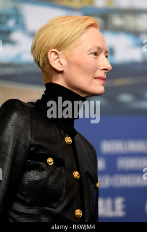 Berlino, Germania. 12 Feb, 2019. Tilda Swinton durante il "Souvenir" conferenza stampa presso la sessantanovesima Festival Internazionale del Cinema di Berlino/Berlinale 2019 al Hotel Grand Hyatt il 12 febbraio 2019 a Berlino, Germania. Credito: Geisler-Fotopress GmbH/Alamy Live News Foto Stock