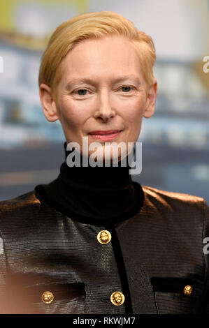 Berlino, Germania. 12 Feb, 2019. Tilda Swinton durante il "Souvenir" conferenza stampa presso la sessantanovesima Festival Internazionale del Cinema di Berlino/Berlinale 2019 al Hotel Grand Hyatt il 12 febbraio 2019 a Berlino, Germania. Credito: Geisler-Fotopress GmbH/Alamy Live News Foto Stock