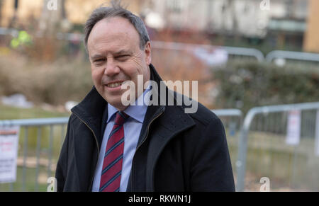 Londra 12 febbraio 2019, Nigel Dodds, OBE, MP, vice leader del DUP, viene intervistato sulla Brexit fermo irlandese su College Green London Credit Ian Davidson/Alamy Live News, Foto Stock