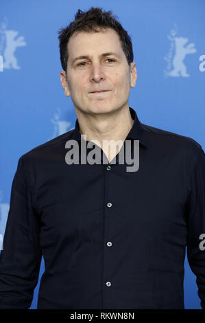 Berlino, Germania. 10 Febbraio, 2019. Yuval Adler durante il 'l'opera/Die Agentin' photocall alla sessantanovesima Festival Internazionale del Cinema di Berlino/Berlinale 2019 al Hotel Grand Hyatt il 10 febbraio 2019 a Berlino, Germania. | Utilizzo di credito in tutto il mondo: dpa/Alamy Live News Foto Stock