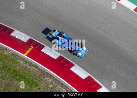 Austin, Texas, Stati Uniti d'America. 12 Feb, 2019. FELIX ROSENQVIST (10) di Sweeden passa attraverso le spire durante la pratica per la IndyCar Test di primavera presso il circuito delle Americhe di Austin, Texas. (Credito Immagine: © Walter G Arce Sr Asp Inc/ASP) Foto Stock