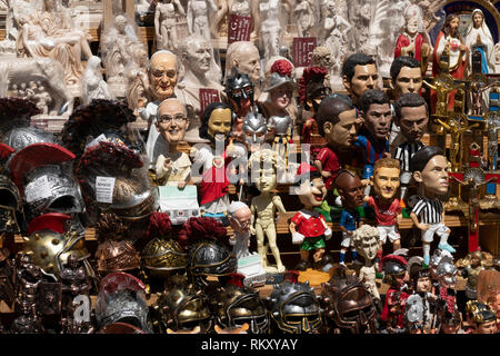 Negozio di souvenir da roma, Italia Foto stock - Alamy