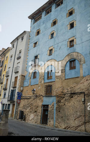 Edificio blu nel centro storico di Cuenca, Spagna Foto Stock