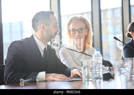 Broker a una conferenza Foto Stock