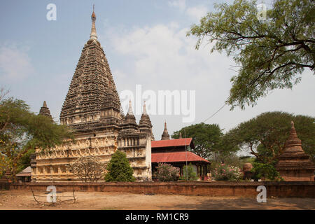 Tempio di Mahabodhi, Old Bagan village, Mandalay regione, Myanmar, Asia Foto Stock