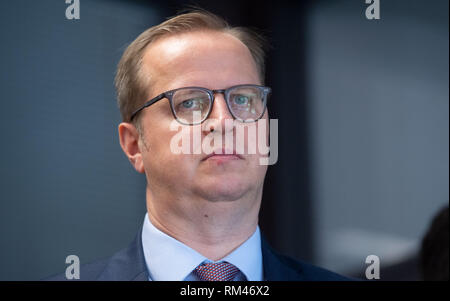 Stuttgart, Germania. Xiii Febbraio, 2019. Jörg Stratmann, Managing Director della Mahle GmbH. Credito: Marijan Murat/dpa/Alamy Live News Foto Stock