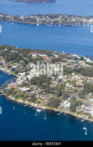 Vista aerea del punto di pesca e Wangi - lago Macquarie Australia il più grande lago di acqua salata. Lago Macquarie - Nuovo Galles del Sud Australia Foto Stock