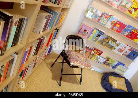 Libri per bambini in Crockatt e Powell Book shop Foto Stock