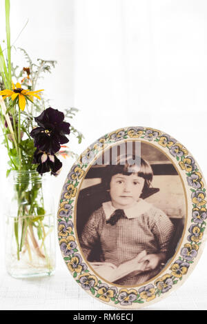 Vintage Fotografia della giovane ragazza in 1920 Foto Stock