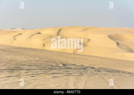 Le dune di sabbia in Khor Al Adaid deserto in Qatar. Foto Stock