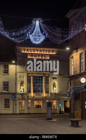 Il Salutation Hotel al tramonto, midwinter, in Perth, Scotland, Regno Unito Foto Stock