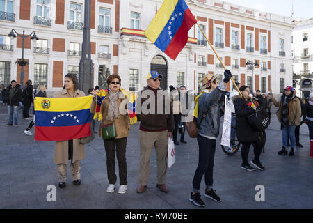 I cittadini venezuelani si riuniscono per dimostrare contro il presidente Nicolas Maduro dotate: atmosfera dove: Madrid, Spagna Quando: 13 Gen 2019 Credit: Oscar Gonzalez/WENN.com Foto Stock