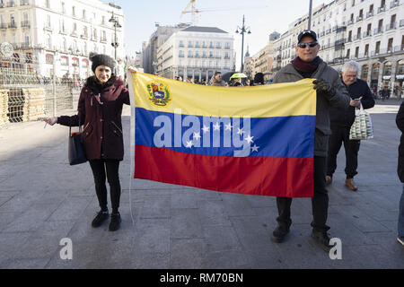 I cittadini venezuelani si riuniscono per dimostrare contro il presidente Nicolas Maduro dotate: atmosfera dove: Madrid, Spagna Quando: 13 Gen 2019 Credit: Oscar Gonzalez/WENN.com Foto Stock