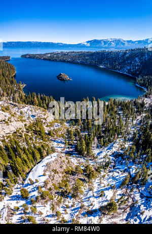 Antenna Emerald Bay, il lago Tahoe, California USA Panorama Foto Stock