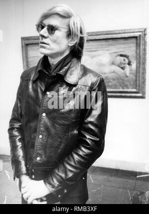 Andy Warhol (1928-1987), un pop art americana artista. Come un pittore, artista grafico, fotografo e regista e azione artista, egli è stato uno dei più versatili rappresentanti della pop art. Foto Stock
