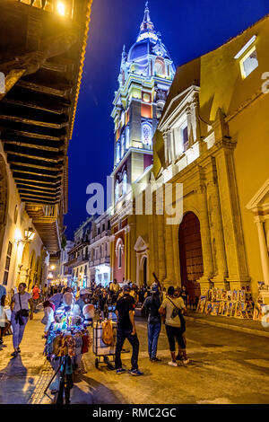 La Cattedrale di notte a Cartagena Colombia Sud America Foto Stock