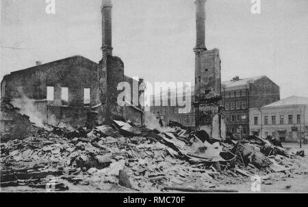 Una strada di Mosca dopo la rivoluzione. Dicembre 1905. Argento Fotografia di gelatina Foto Stock