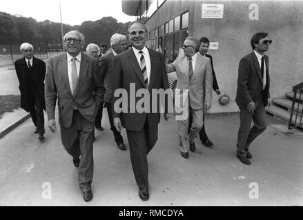 Il longtime FDP Faction leader ed ex Ministro federale Wolfgang Mischnick (sinistra con Helmut Kohl) è morto all età di 81. Foto Stock