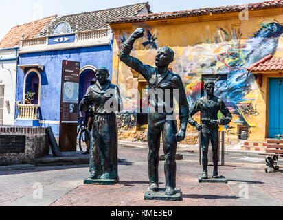 Statue in Plaza de la Trinidad, Barrio de Getsemani, Cartagena de Indias, Colombia. Foto Stock