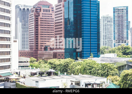 Singapore / Singapore - 10 Febbraio 2019: Antenna vista ravvicinata di Orchard Road Wisma Atria e Ngee Ann City street durante il giorno Foto Stock
