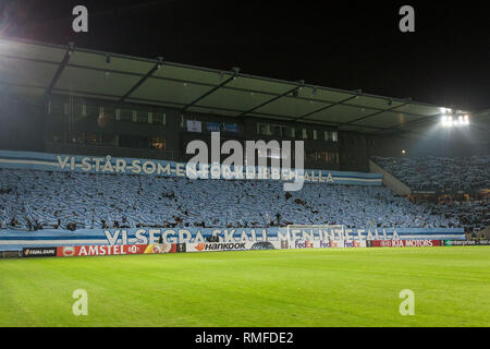 Malmo, Svezia. Xiv Feb, 2019. La Svezia, Malmö, 24 febbraio 2019. Swedbank Stadion è esaurito per l'Europa League round di 32 match tra Malmö FF e Chelsea FC a Malmö. (Photo credit: Gonzales foto/Alamy Live News Foto Stock