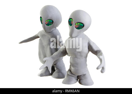 Alien grigio fatto di argilla su sfondo bianco Foto Stock