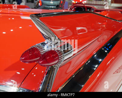 1959 Cadillac Eldorado Biarritz Convertible pinna di coda e le luci di coda. 2019 Chicago Auto Show. Foto Stock