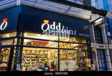 Esterno di Oddbin, Earl's Court Road, Kensington, Londra, SW5, Regno Unito Foto Stock