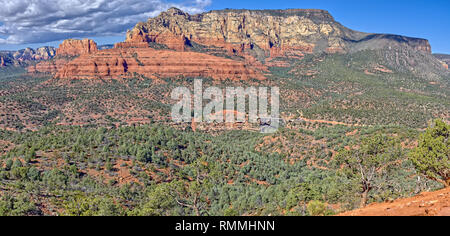 Wilson di montagna e Ponte Midgley, Sedona, in Arizona, Stati Uniti Foto Stock