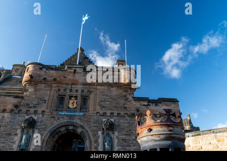 Cancello di ingresso del Castello di Edinburgo Foto Stock