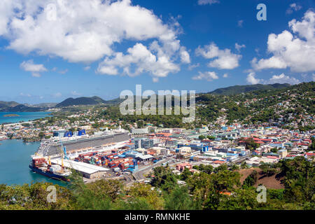 Vista della città da Morne Fortune Lookout, Castries, Saint Lucia, Piccole Antille, dei Caraibi Foto Stock