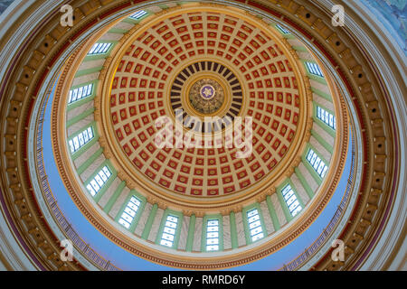 Oklahoma City, Oklahoma, Stati Uniti d'America - 18 gennaio 2017. Soffitto della cupola del Campidoglio di Oklahoma a Oklahoma City, OK. Foto Stock