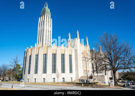 Tulsa, Oklahoma, Stati Uniti d'America - 20 gennaio 2017. Vista esterna del Boston Avenue Regno Chiesa Metodista di Tulsa, OK. Foto Stock